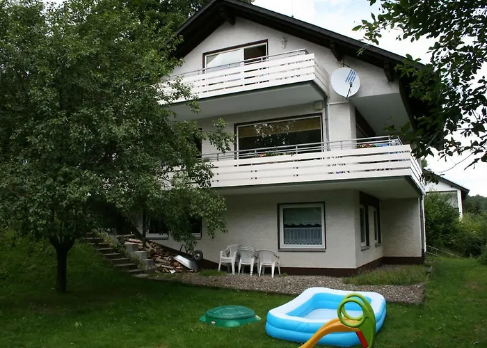 アパート Treis *